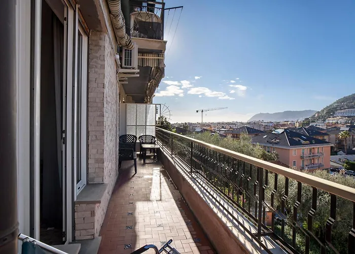 Mare E Non Solo 2 Alassio