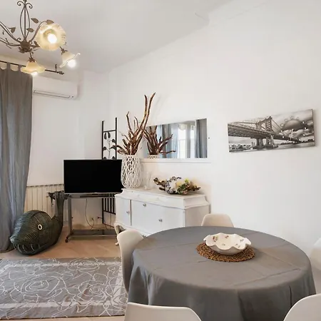 Mare E Non Solo 2 Apartment *